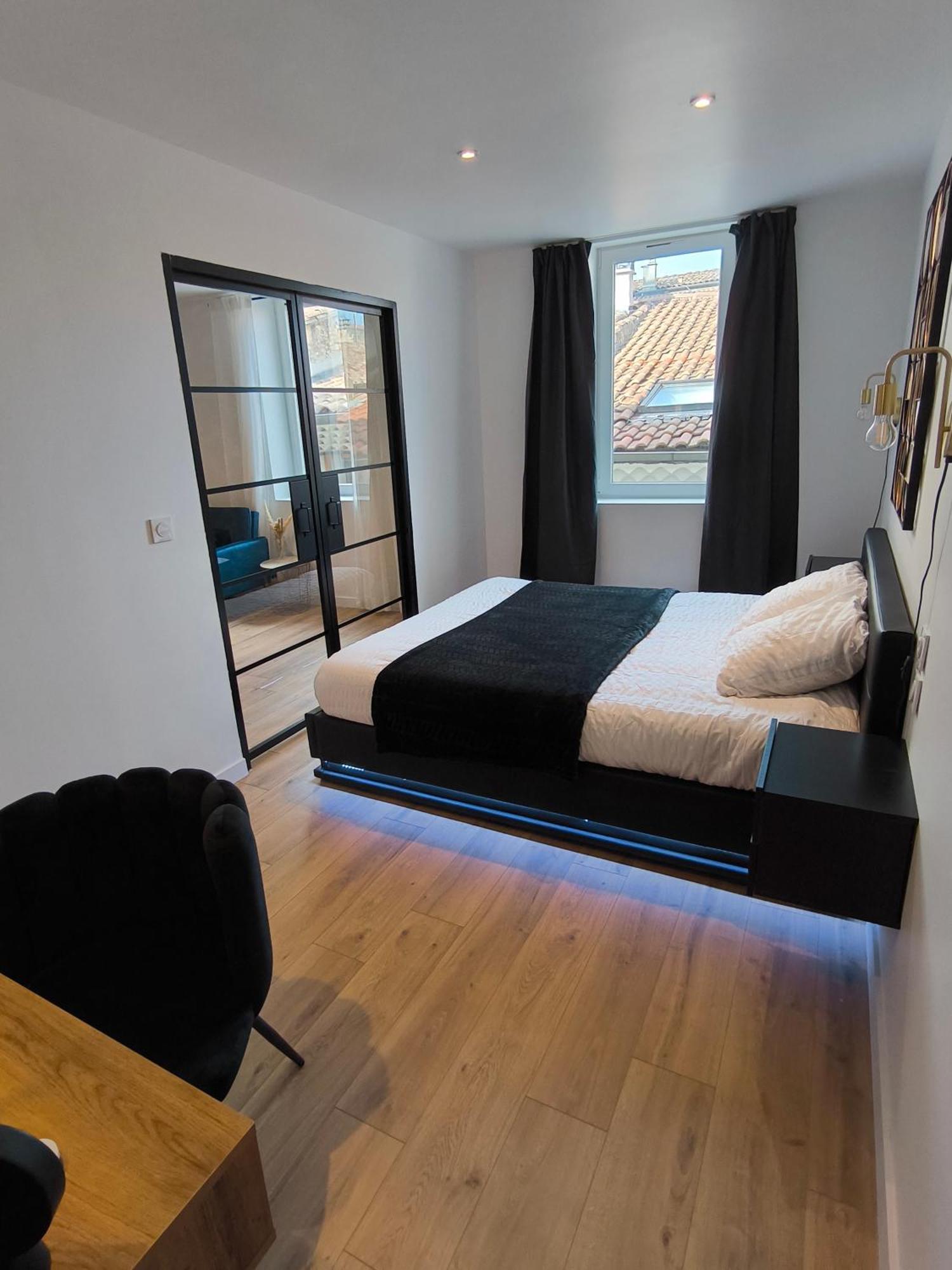 Apartamento Sublime T2 En Plein Centre Climatise Montélimar Exterior foto