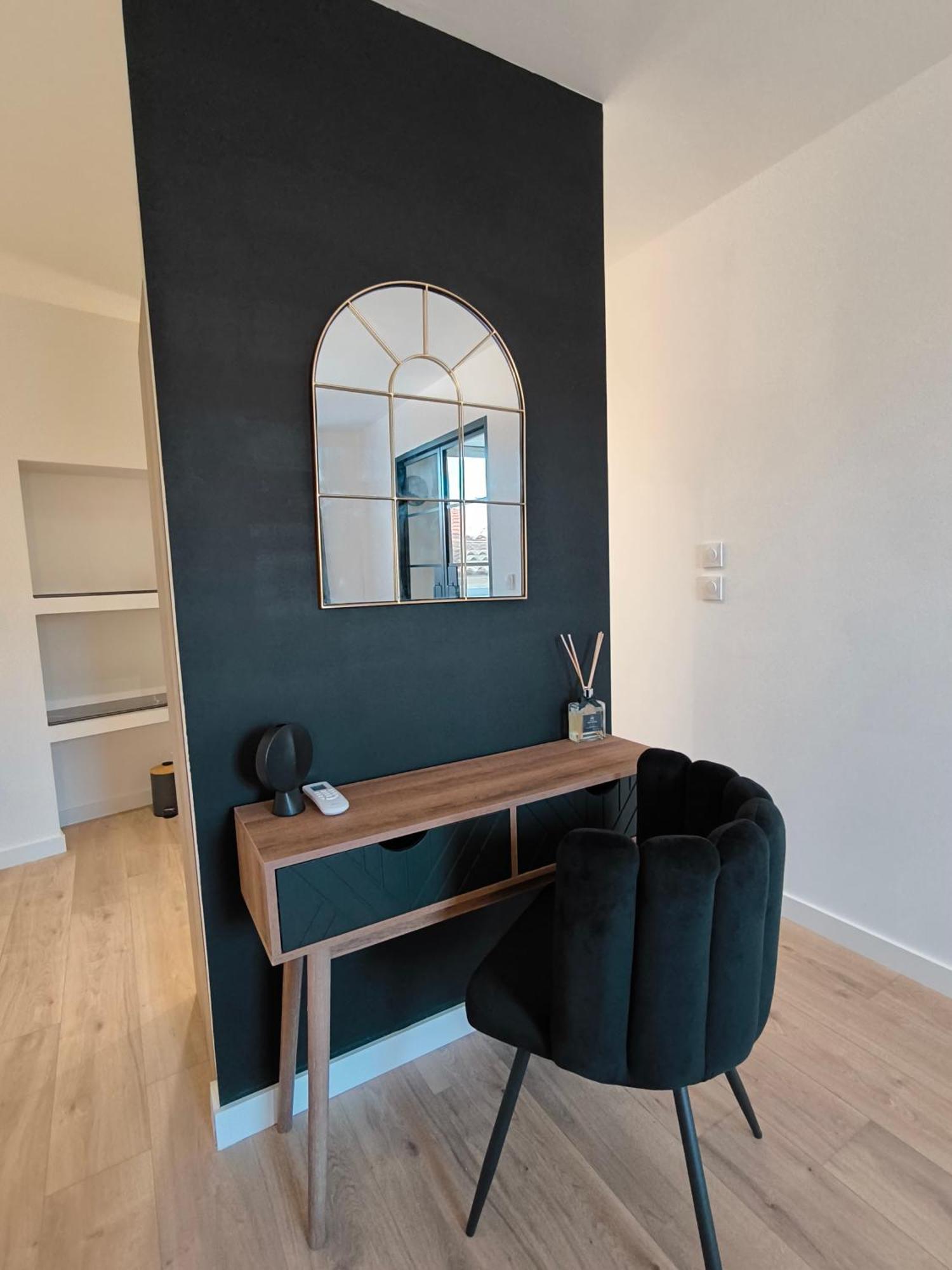 Apartamento Sublime T2 En Plein Centre Climatise Montélimar Exterior foto